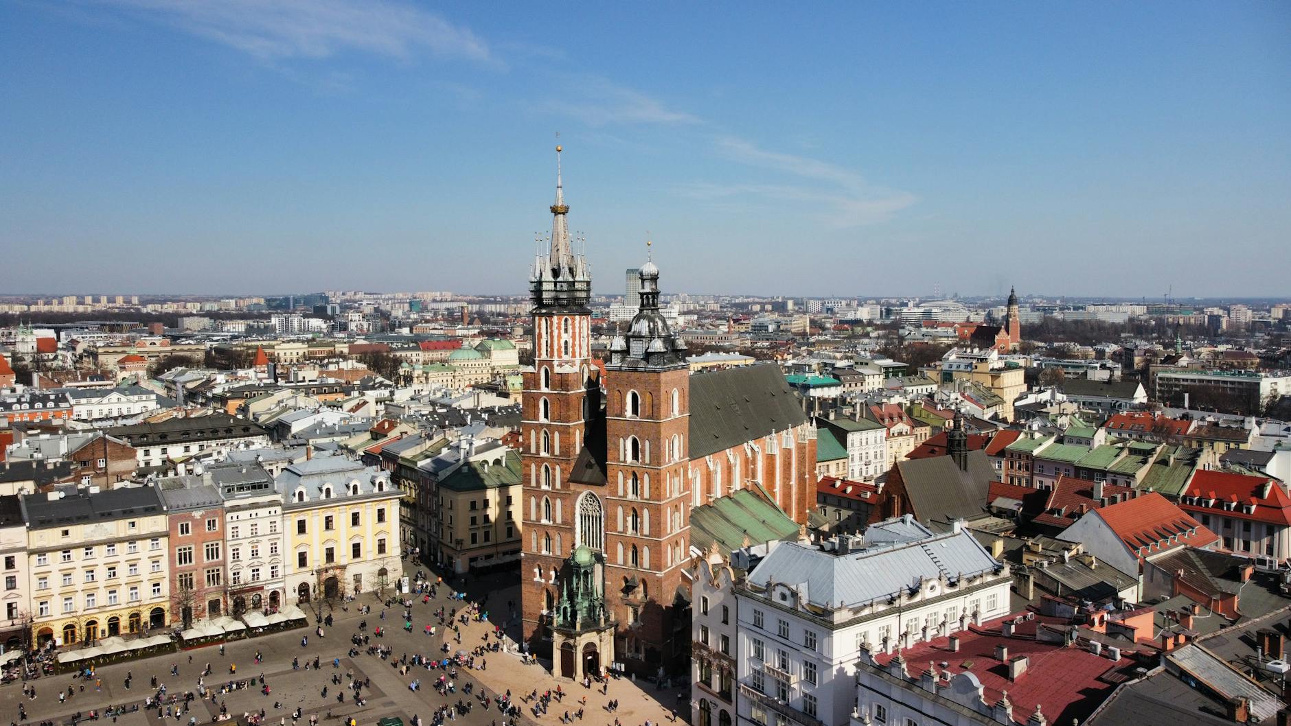 Rynek pracy w Łęczycy: jakie zawody i branże dają szansę?